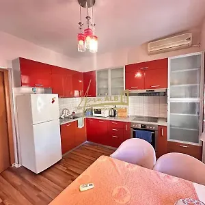 cozyflat-in-the-middle-of-tirana.hotels-in-tirana.com/
